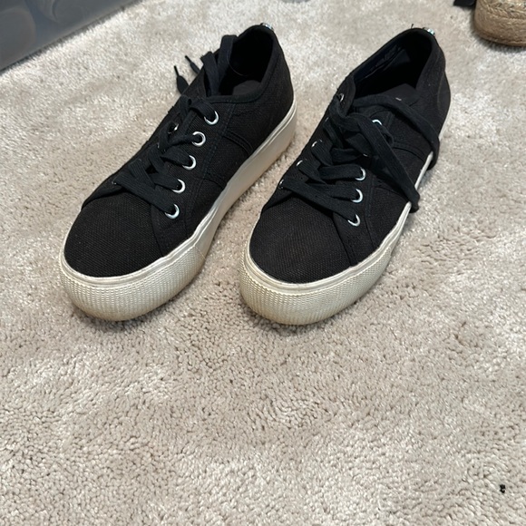 madden platform sneakers